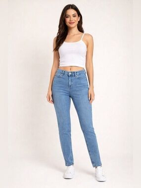 YEST Classic Blue Women's Jeans NWT 30” waist size 10